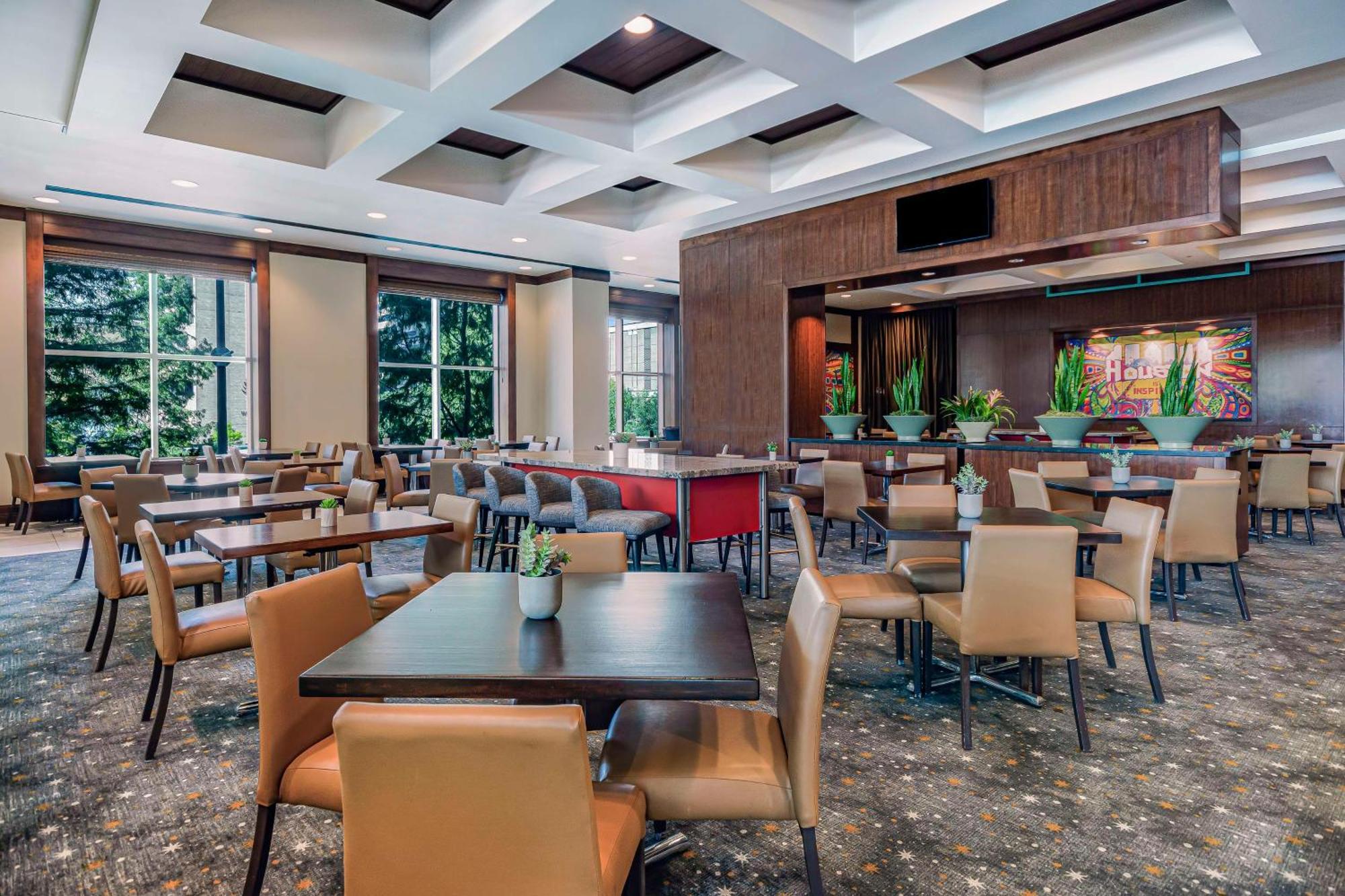 Embassy Suites Houston - Downtown Bagian luar foto