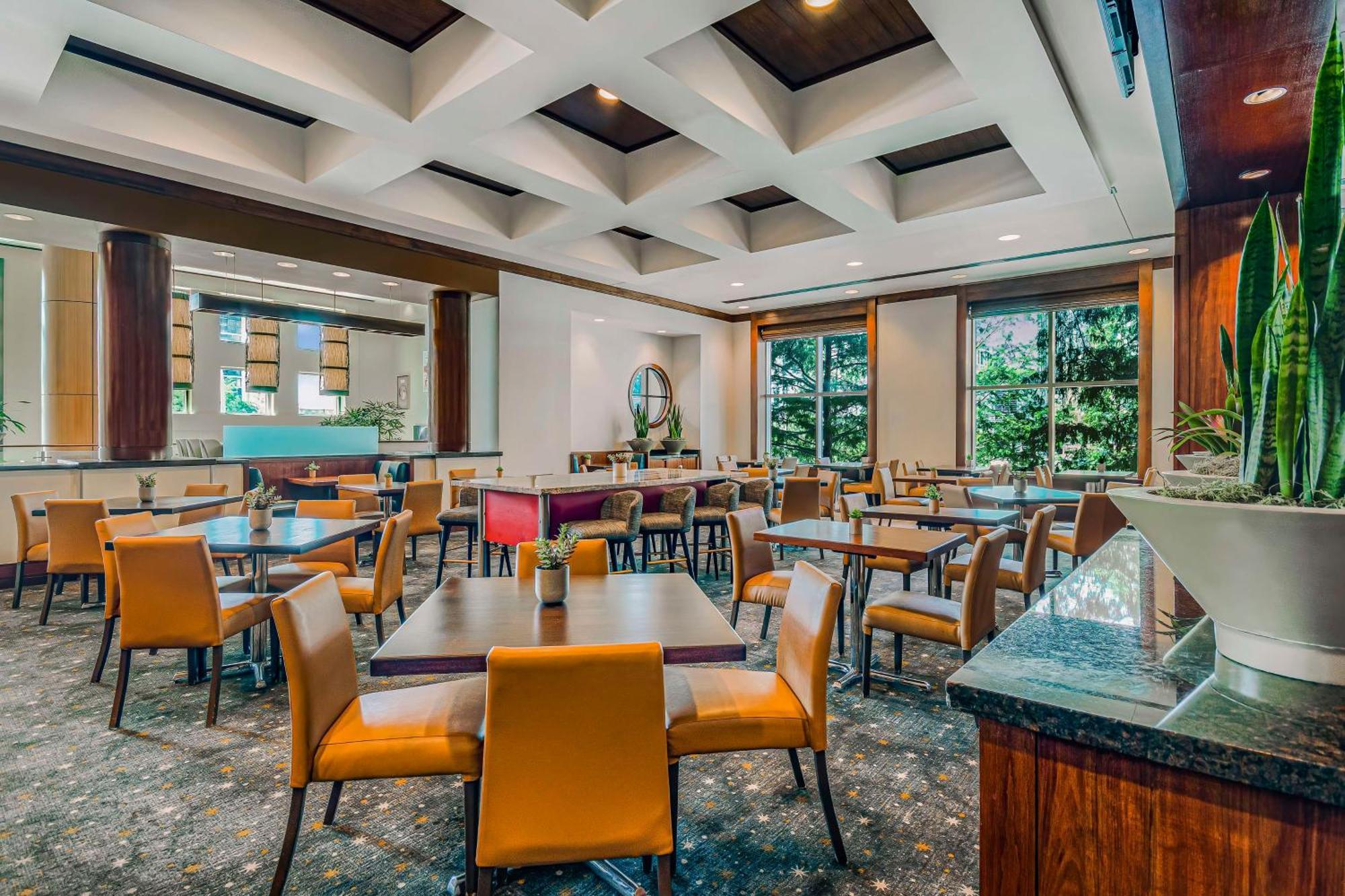 Embassy Suites Houston - Downtown Bagian luar foto