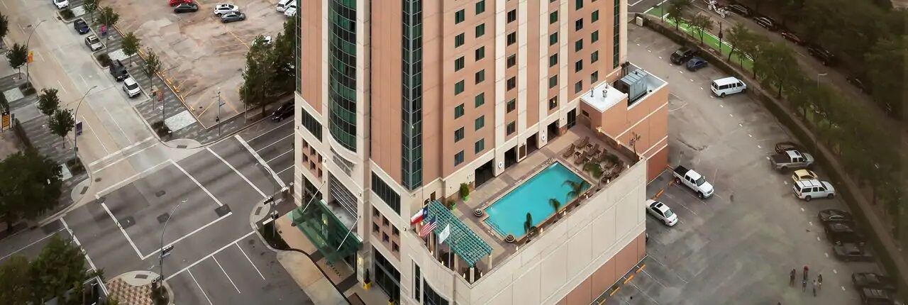 Embassy Suites Houston - Downtown Bagian luar foto